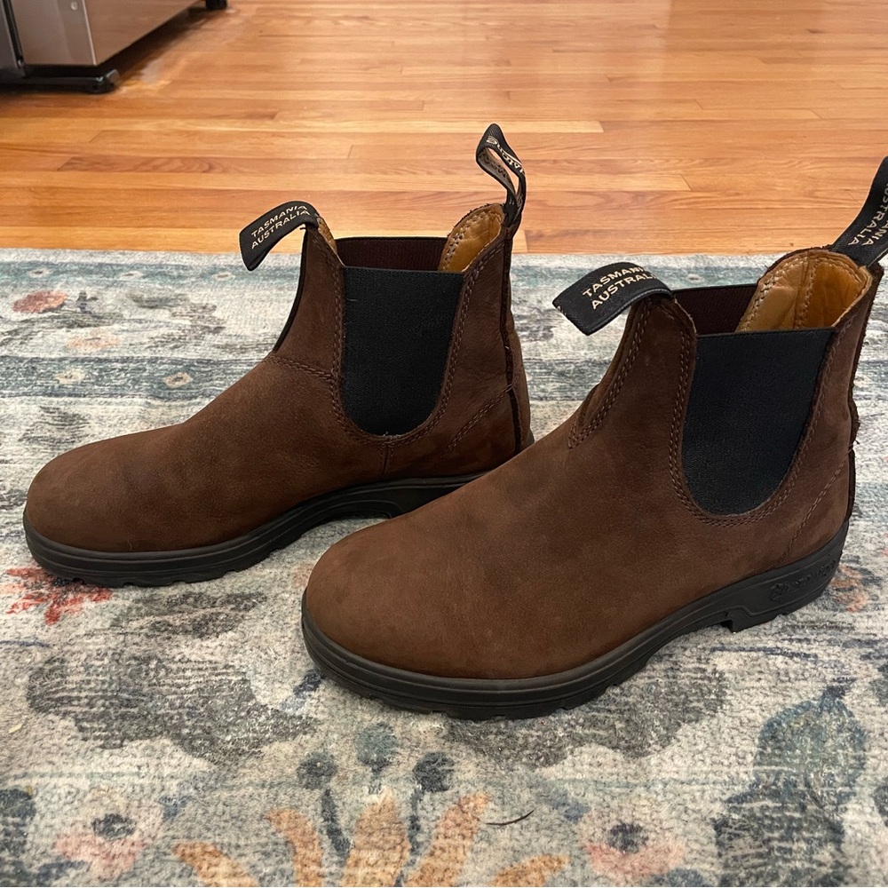 Blundstone size 4.5